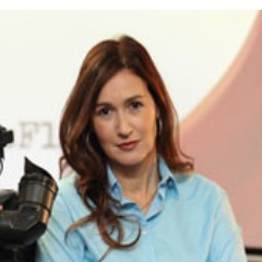 lahracarey's profile picture. Effective PR and editorial campaigns.