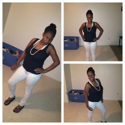 #Team L.T. #TeamCrowdpleaserEnt #TeamSingle #TeamFine #TeamSenior I make everything fun so tweet some bitch #FollowBack