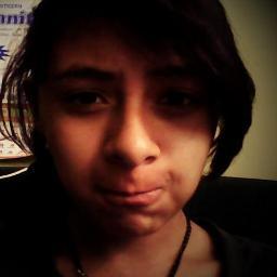 sooy diveerTiida... me riio mucho... ok en exeso... ham soy muy mal hablada... mee gustta mucho laa muciiqa ...soy chaapaarriTaa & amoo mi taamaño :3