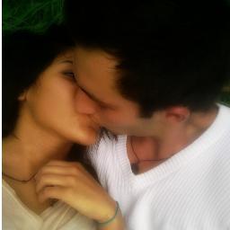 :$ Me casare con el en un Futuro muy lejano lo se :3 Angel te adoro contigo todo es Una Preciosura :$ ♥  *O* 05-03-13 @DawerDG