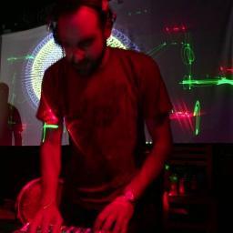 Uriel Esquenazi's Latin Oriented kinda stuff side project For bookings, remix and questions bnlocomx@gmail.com