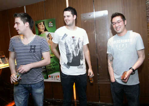 ChrisSoeseno's profile picture. Art and music is my life.... family is my soul and spirit... couldn't live without both