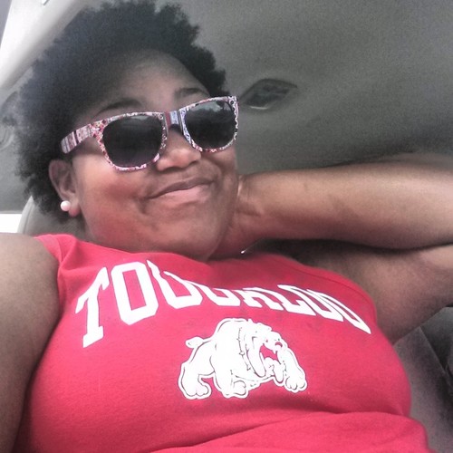 DoiN RIghT AND KiILlin EVeRThING The whole '9' yards ;) Leading and following at the same damn time !  Tougaloo