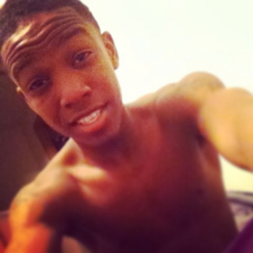 New Bio = No Bio !! :) Just follow me....You wont regret it.