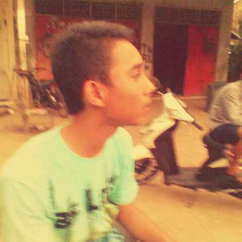 Imron_59's profile picture. Kehidupanku tumbuh karena tindakanku, bukan karena keluhanku.