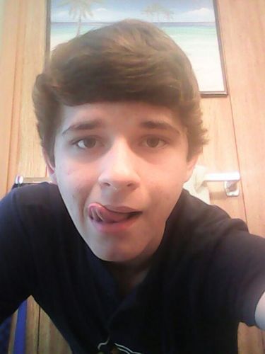 hi, i am jessie. i dont consider myself a hipster, but i like how it sounds.