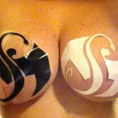Official new Twitter for Strange Boobz please summit all pics and ill tweet don't have to be naked