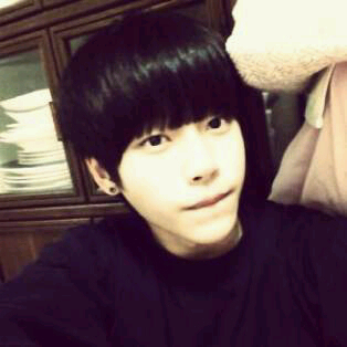 สวัสดีครับ:D ผมจุนฮี ออลจังสุดหล่อน่ารักขี้เล่น♥ ฟอลมาดิผมฟอลกลับทุกคน~ #98line #Roleplayer open: 18-04-2013