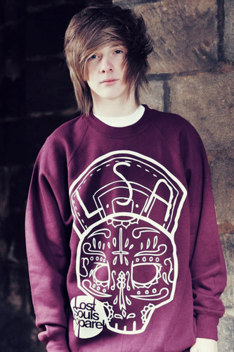 diamonddashv's profile picture. Download a copy of Diamond Dash Hack and get a chance of playing the game like a boss!