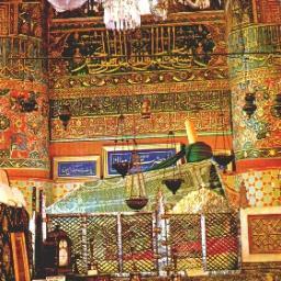 Seeking Love Peace & Harmony at the feet of the great sufi saints of the world, Respect & love for all ahlussunnah scholars & Teachers I am a seeker of wisdom!