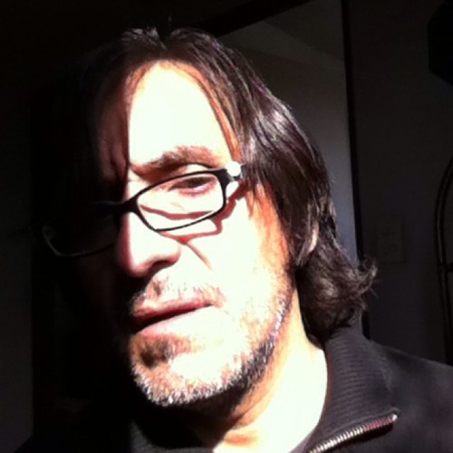 Papá de 4 hijos, comunicador, planner, asesor estratégico y creativo en varias campañas políticas, incluidas tres presidenciales.