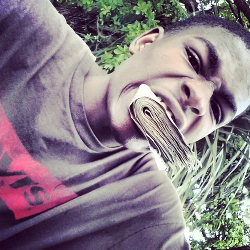 rip my blood brother box head dis my new Twitter yal follow me ur nigga act like he got it he doing bad