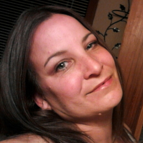 Follower of Jesus, Marketing Cinsultant Ozark Radio Network.  Wife to Craig, Mother to Jared.