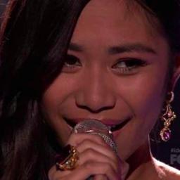 Forever Blujay. I'm Emma. Filipino/14/Jessica's fan til the end. @JessicaESanchez Follow me please. I f you want. I love you. Forever.