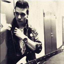 support MatthewKoma always!!follow him on twitter @MatthewKoma and listen his song on facebook,,!!! insidemyhead : http://t.co/6Lzw3ZdK