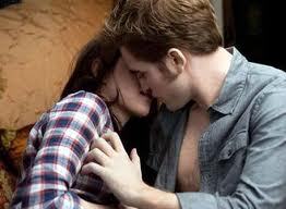 i love edward♥i love jacob♥i love bella♥i love reneesme♥ |this is fanbase from INDONESIA :-)