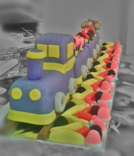 Tartas tren y fondant por encargo personalizadas. tartastren@gmail.com