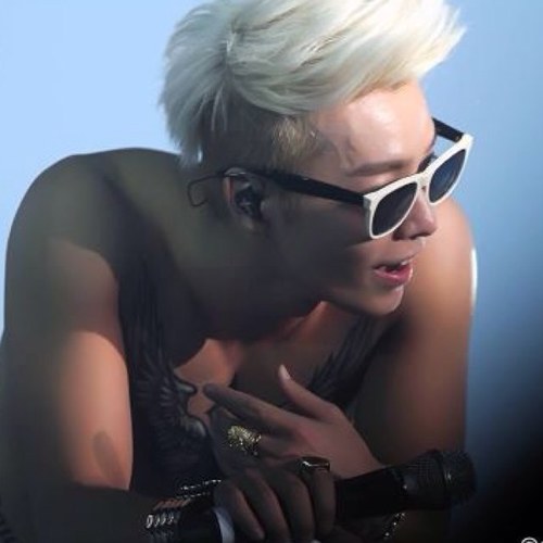 동해오빠から手を握ってくれました♡나의 사랑하는 오빠☞@donghae861015