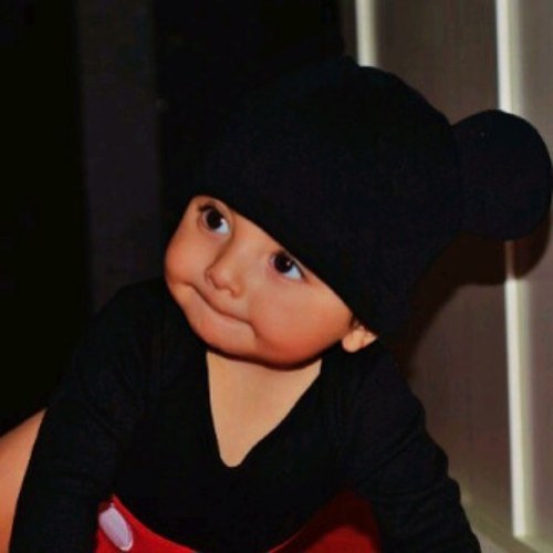 ameerah9990's profile picture. ليـس مهمـآ أن تـروق للآخـرين بفكـرك ۈ فعـلك !! المهـم آن تبقى أنت في حدود رضاك عن نفسك **