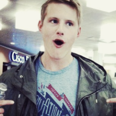 ✗ so lucky to have such amazing idol ✗