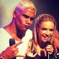 Vitória (@loucaporlumic) 's Twitter Profile