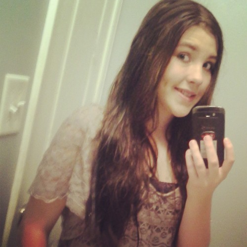Names Catarina, I am outspoken, there is only 1 guy I can trust which is Kameron.  I play a lot of sports. #teamfollowback