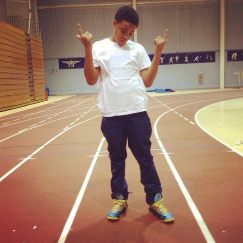 •Mardy Bein Hustlin $•Tryna Make Him Sumthin $ Aint No tellin Would,he do 4 tha $$PAPER$$