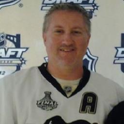 A full stack software developer, husband, father, cook, carpenter and iron lung hockey player