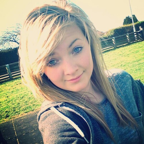 Follow for a follow:)  Love onedirection,ed sheeran,fallout boys&loveable Rogues!#3