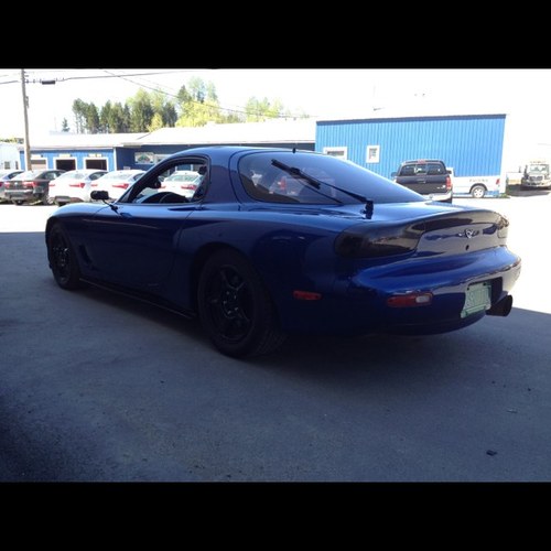 painter, bodyman by trade. custom paint and fab work for fun. love loud engines and power!