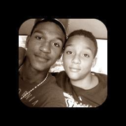 Alexflow08's profile picture. 