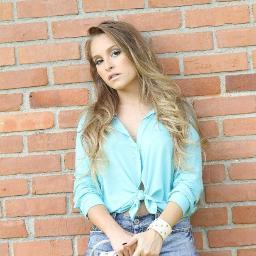 CarlaD_MyPride's profile picture. Foi entrando devagarinho no meu coraçao e agora nao consigo mais viver sem você @carladiaz_. since:24/11/12