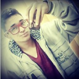 e sou rebelde, quando não sigo os demais , bjs

WhatsApp - 996604186