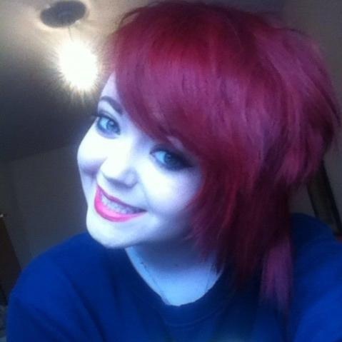 Okay hi I'm Ellen. 
Um yah I follow back and idk what I'm even doing on this ok bye