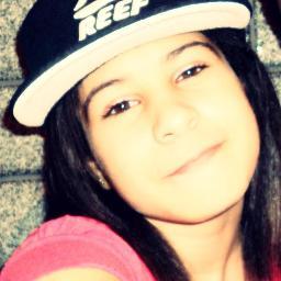 ''Meu mundo, minha realidade, meus sonhos, meu jeito. Aceite ou ignore, não tô pedindo pra ninguém me entender.