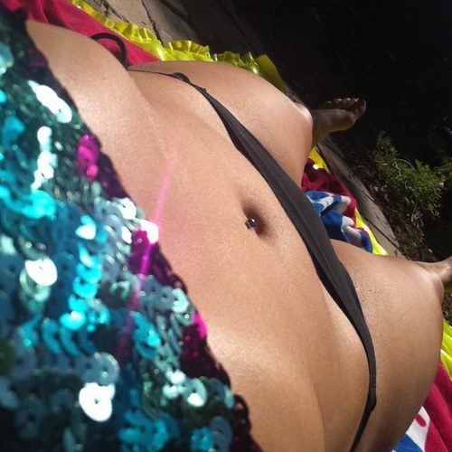 foreverfiittt's profile picture. Just trying to live a fit life and connect with others who do too! Healthy is sexy! FOREVER FIT. avi is me✌