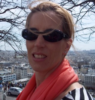 High school librarian at Seekonk High, MA; mom of two amazing young women