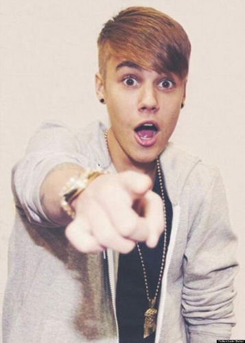 alyssanicolebie's profile picture. I love Justin bieber I play xbox360 mw3 or black ops 2 facebook 24/7 twitter 24/7 I play basketball Belieber Directioner Mahomies