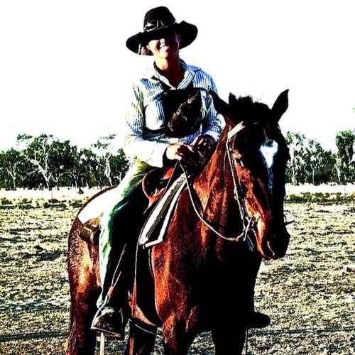 Western Qld grazier, on Iningai country. Advocate for regen ag & climate action. Loves cattle, horses, dogs, good stories, quirky people & chaotic adventures.