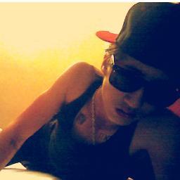 Portrait Artist,Video Maker & Belieber Boy.The important thing is follow your dreams&Make it true               
               Thank God 4 Everything