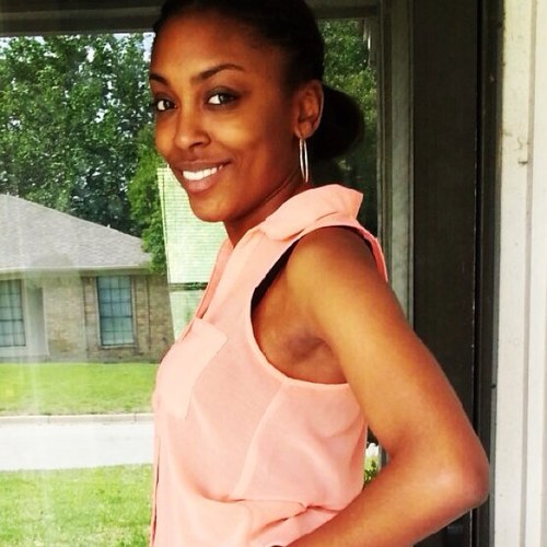 I'm twenty years young, a mother of one, Kaydence Dalynn, and a Texas Wesleyan graduate, class of 2012. Follow me @iTeach_KKing :))