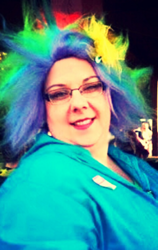 Mom of 4 / 39 years old / ♥McDonalds♥ / Facebooking
