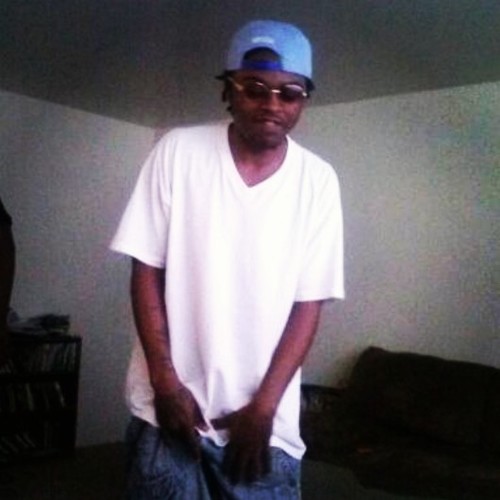 PudgeTheChamp's profile picture. #TeamHustle , FreeApple.............