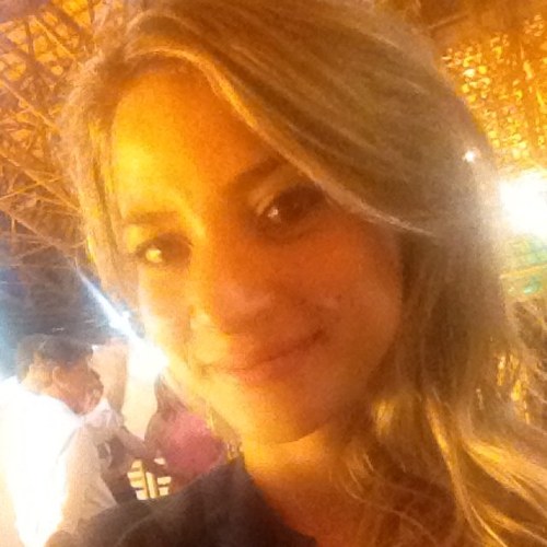 Debora Barros