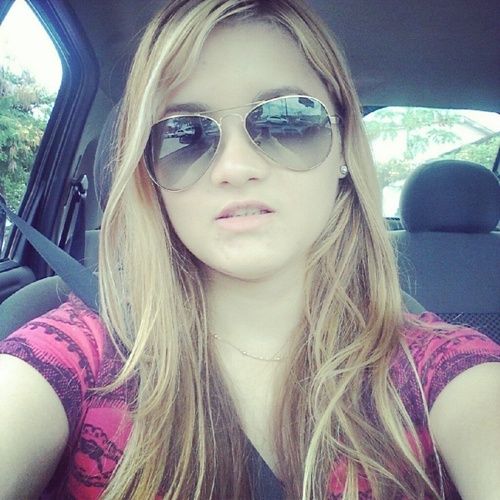 dannakretzschna's profile picture. 