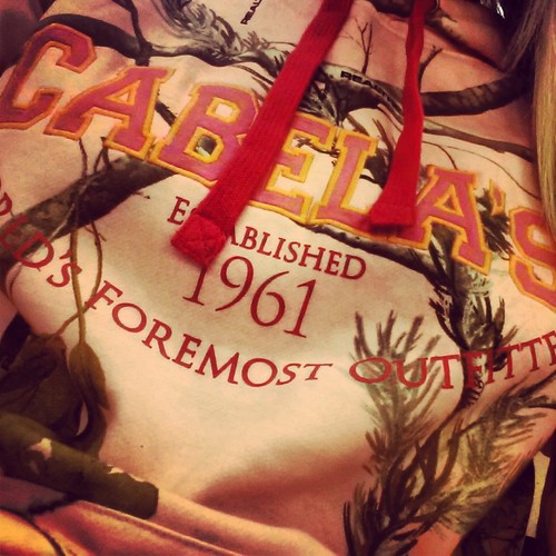 _ladycamo's profile picture. Country girl at heart, follow ♡