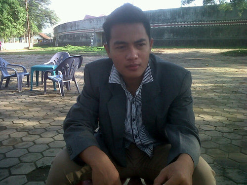 ingin membahagiakan orang ||never give up