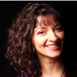 daria_howell's profile picture. Learning & sharing how to live a luscious, long, lovely life incorporating transformational bodywork, deep spiritual inner work & top-notch self care.