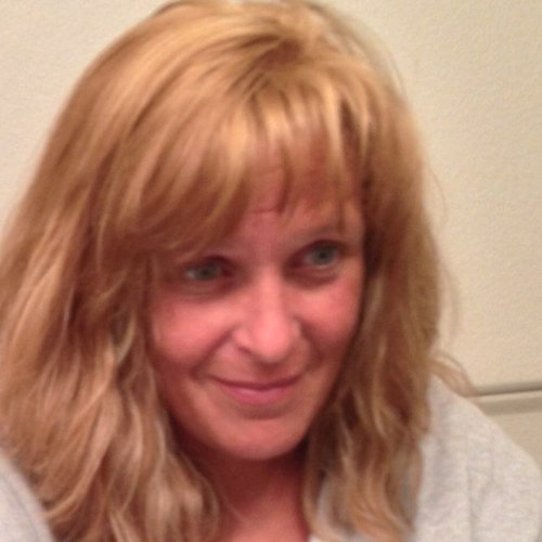 Kimmyz83's profile picture. 