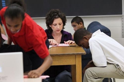 ughmiddleschool's profile picture. too many problems